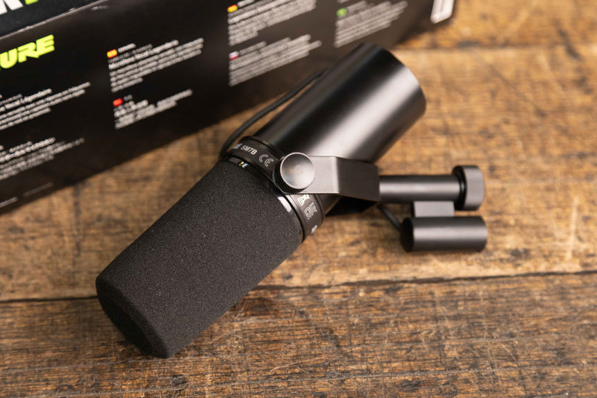 Shure SM7B Cardioid Dynamic Microphone