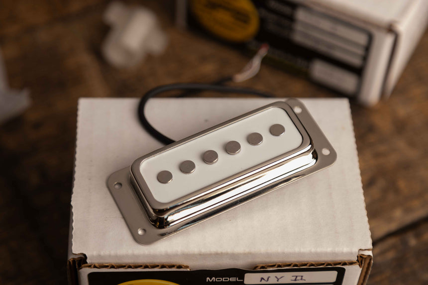 KP - GFS NYII Pickups, White/Chrome - Set