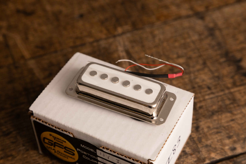 KP - GFS NYII Pickups, White/Chrome - Set