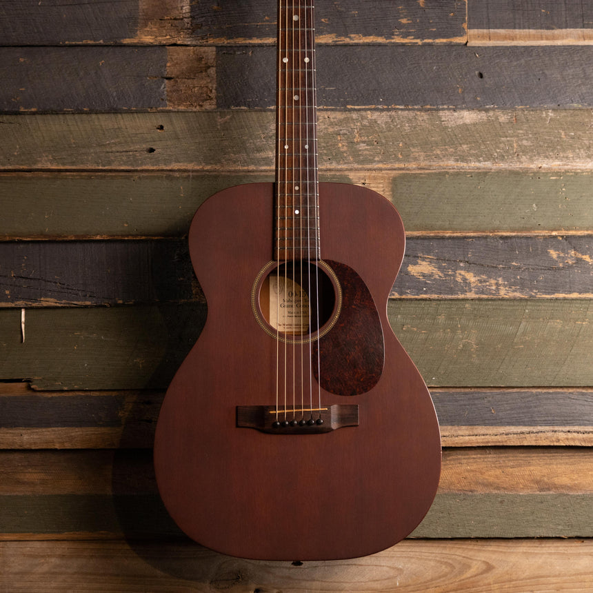 1999 Martin 00-15 with OHSC