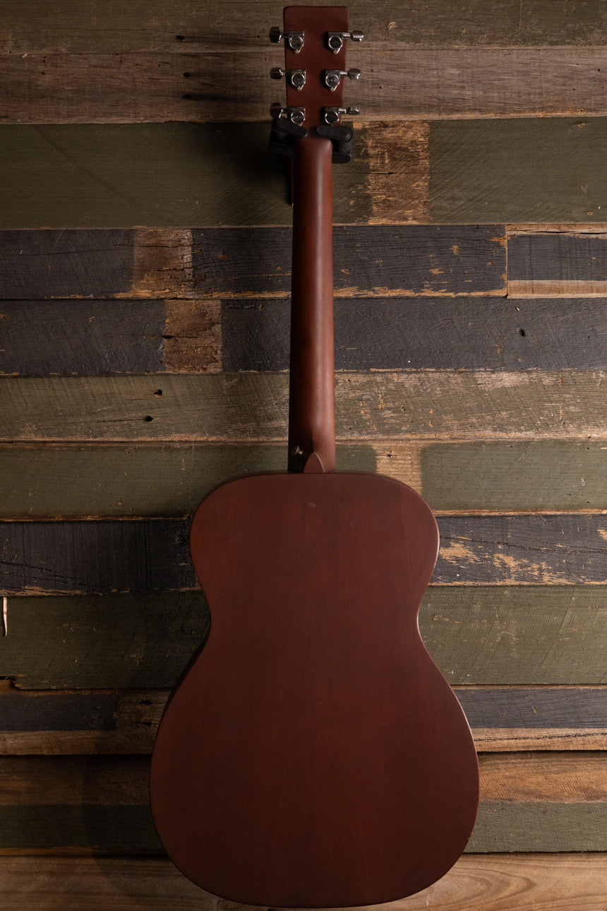 1999 Martin 00-15 with OHSC