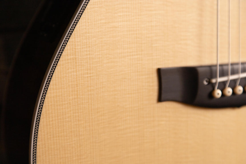 Maton Master Built The Maton Classic Acoustic Guitar