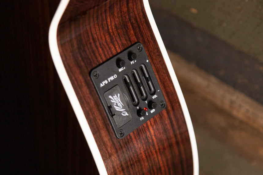 Maton Master Built The Maton Classic Acoustic Guitar