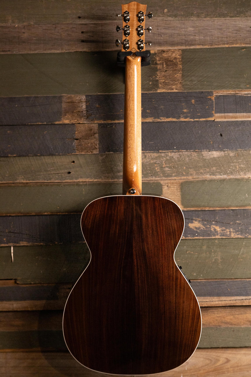 Maton Master Built The Maton Classic Acoustic Guitar