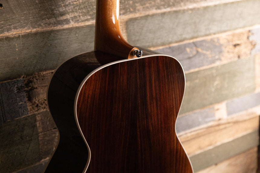 Maton Master Built The Maton Classic Acoustic Guitar