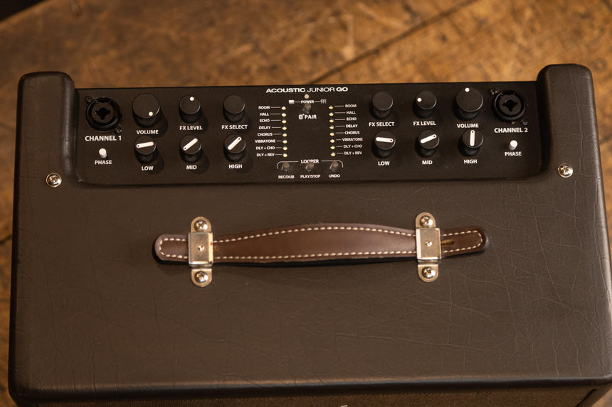 Fender Acoustic Junior GO 2-Channel 100-Watt 1x8" Battery-Powered Acoustic Guitar Combo