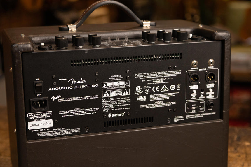 Fender Acoustic Junior GO 2-Channel 100-Watt 1x8" Battery-Powered Acoustic Guitar Combo