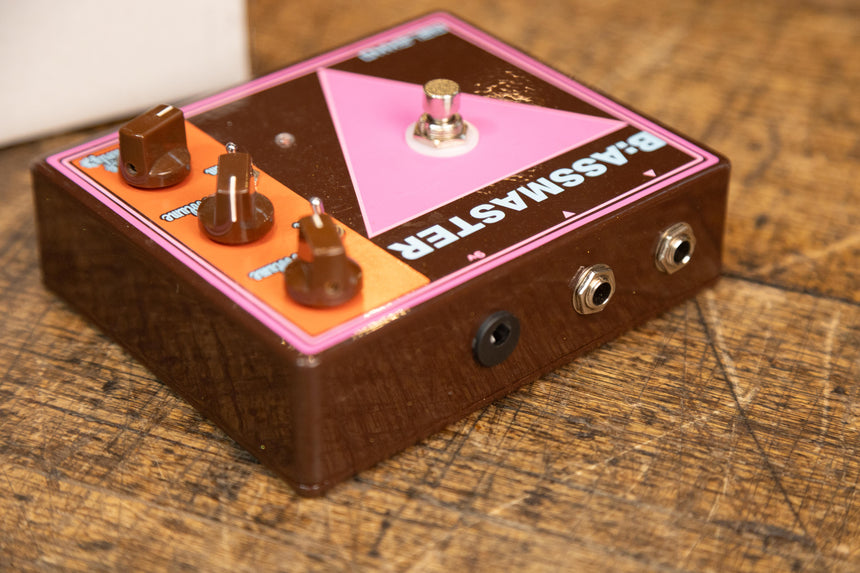 Malekko B:assmaster 2010s - Brown