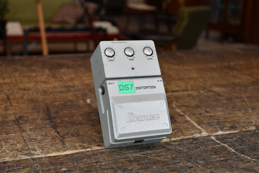 ibanez ds7 distortion pedal Ibanez DS7 Distortion 1990s