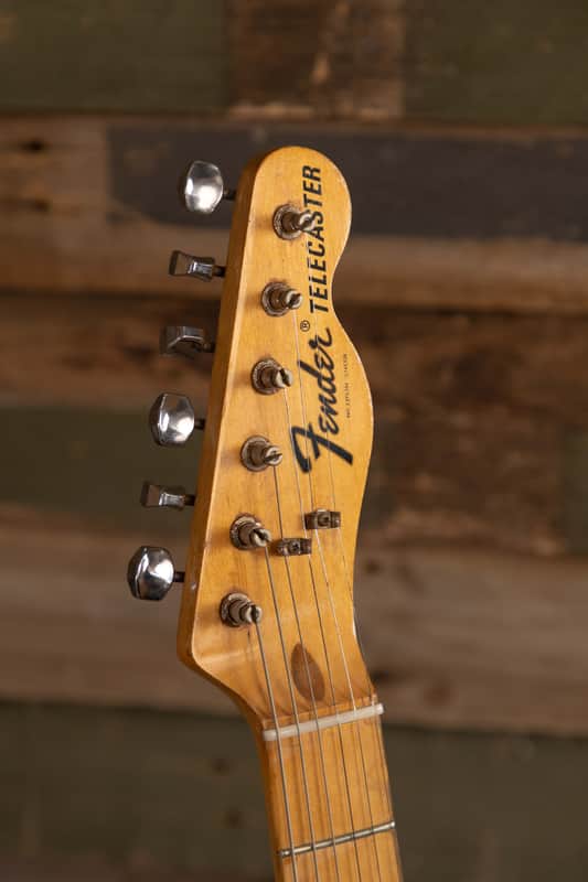 Fender  Telecaster w/ OHSC 1975 Lake Placid Blue