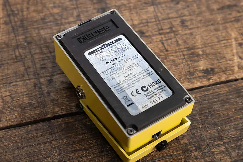 Boss SD-1 Super OverDrive (Silver Label) 1997 - Present - Yellow