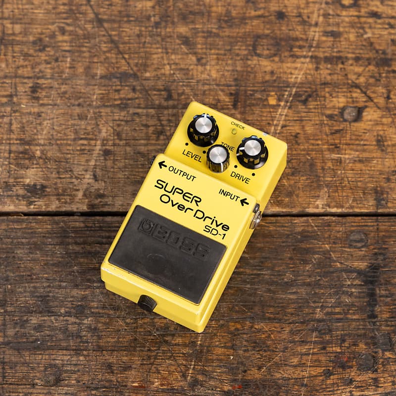 Boss SD-1 Super OverDrive (Silver Label) 1997 - Present - Yellow