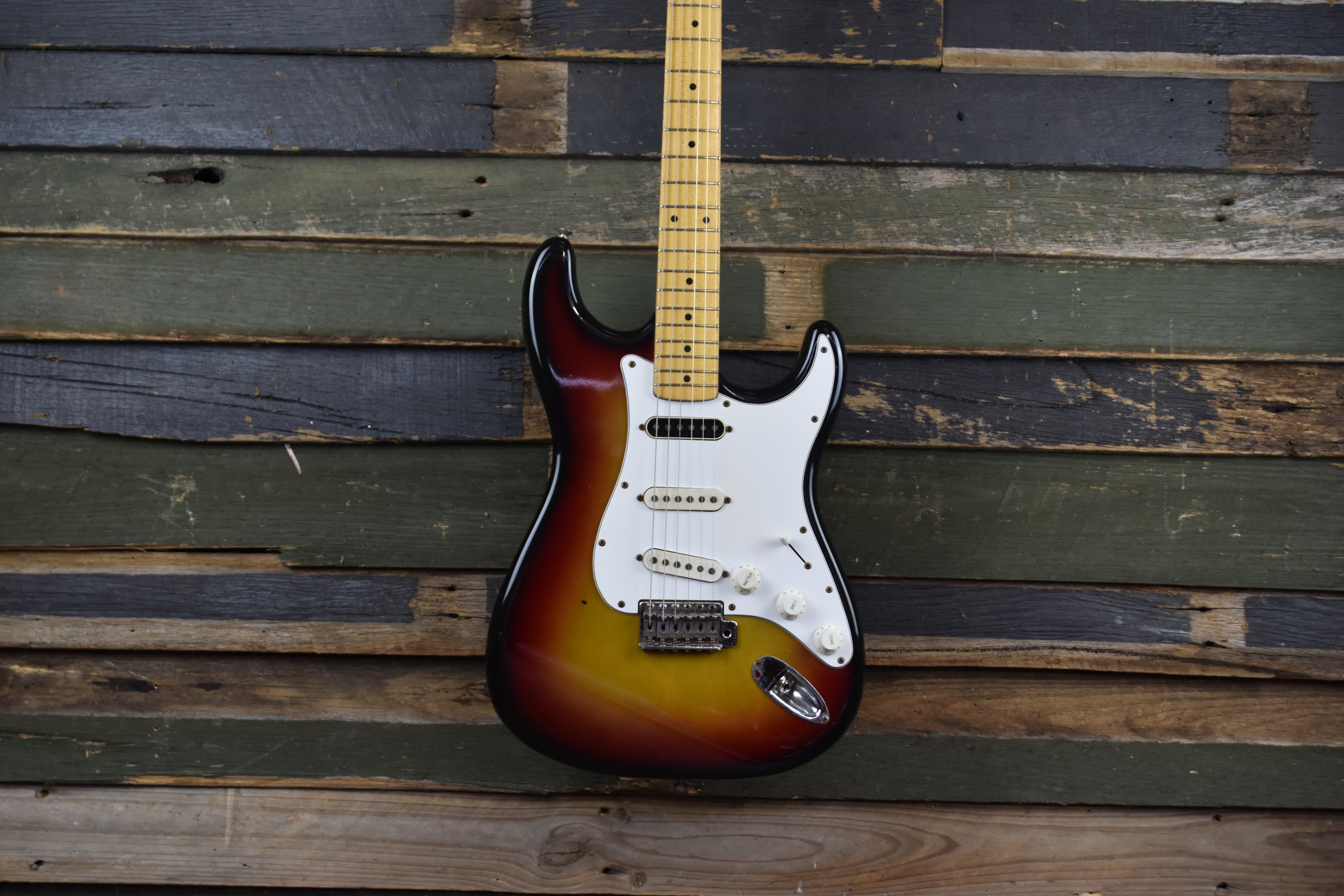 '77 Greco super sounds SE ストラトシリーズ 1977 Greco Super Sounds SE-500 Stratocaster (MIJ) – Deep